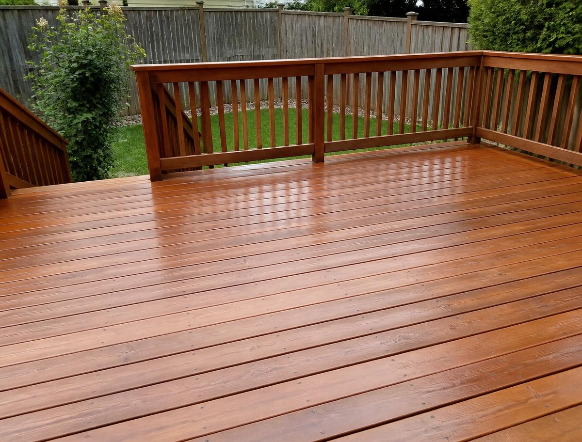 Patio deck and fence cleaning